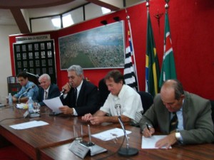 Dr. Cecílio é o presidente da Câmara Municipal de Guaíra
