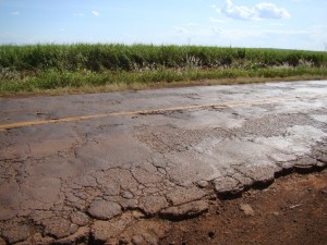 Guaíra e região reivindica recuperação da rodovia que liga Estado de São Paulo ao de Minas Gerais