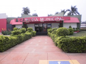 Câmara Municipal manifesta sobre projeto dos quiosques 