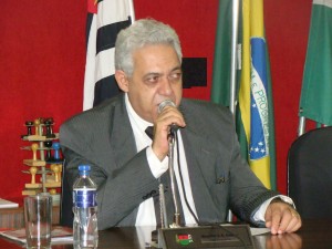 O vereador Dr. Cecílio já fala como presidente da Câmara Municipal de Guaíra 