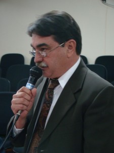 O vereador José Reginaldo Moreti durante a visita do Ministro Carlos Lupi 