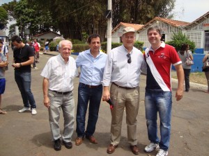 João Barbosa e Renato Moreira ao lado do Deputado Gilson de Souza 