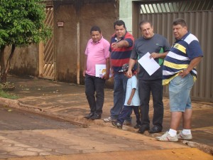 A administração municipal se comprometeu a resolver problemas enfrentados pelos moradores 