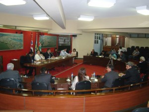 Vereadores durante a sessão realizada na última terça-feira 