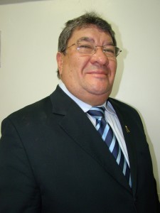 O presidente da Câmara, vereador José Mendonça durante sessão ordinária